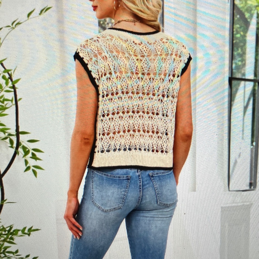 Cream Open-Knit Short Sleeve Sweater with Black Trim - Picture 5 of 5